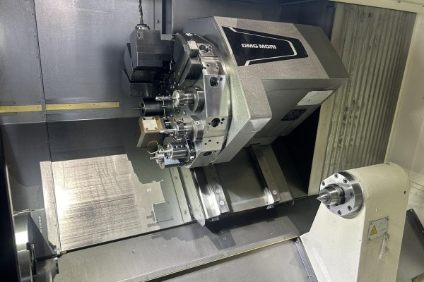 Токарно-фрезерний обробний центр з ЧПУ DMG MORI CLX 450 V4
