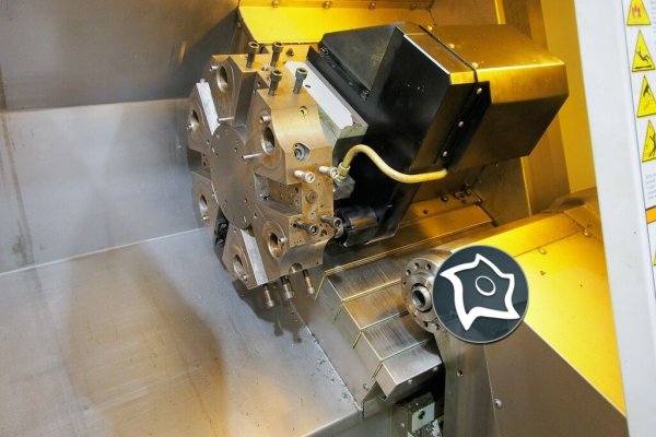 Токарно-фрезерный станок c ЧПУ HAAS TL-15