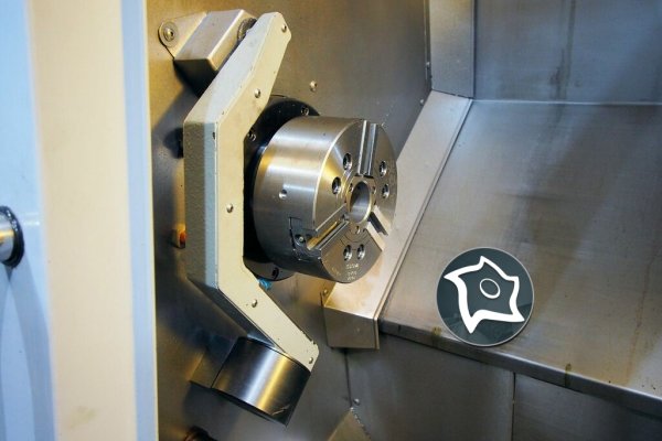 Токарно-фрезерный станок c ЧПУ HAAS TL-15