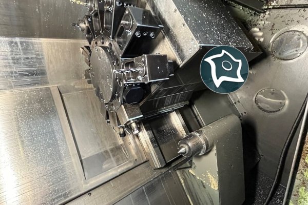 Токарно-фрезерный станок c осью Y и ЧПУ DMG Gildemeister CTX 320 V4 linear