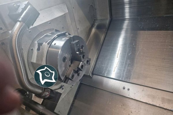 Токарно-фрезерний верстат з віссю Y та ЧПУ Mazak QT-COMPACT 300 MY L