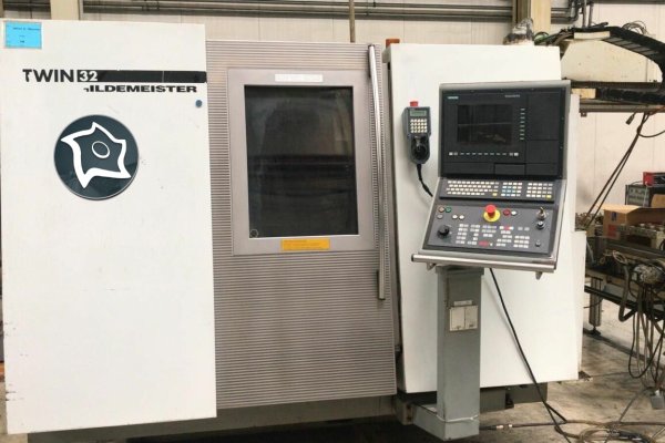 Токарно-фрезерный станок с ЧПУ DMG GILDEMEISTER Twin 32