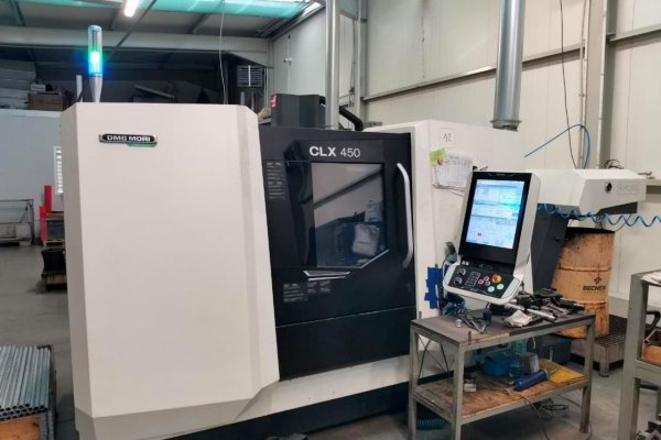 Токарно-фрезерний верстат з ЧПУ DMG MORI CLX 450 V1