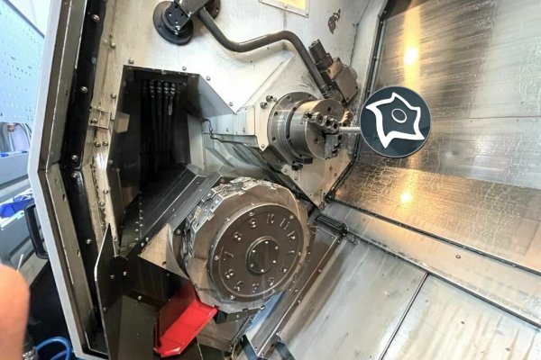Токарно-фрезерний верстат з ЧПУ DOOSAN MX 2000 ST