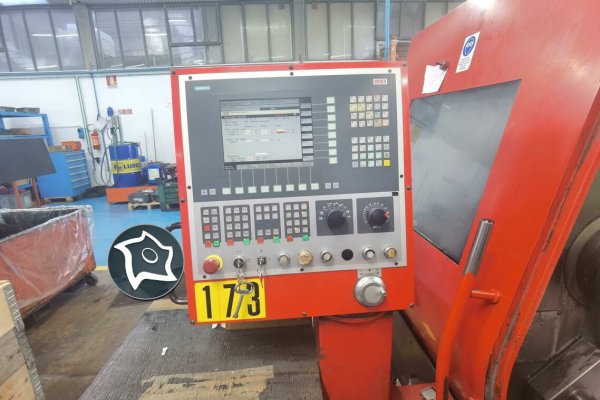 Токарно-фрезерный станок с ЧПУ EMCO EMCOTURN 500 CNC