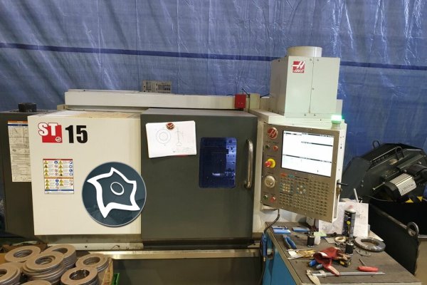 Токарно-фрезерний верстат з ЧПУ HAAS ST 15