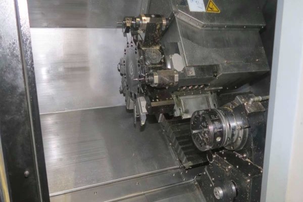 Токарно-фрезерний верстат з ЧПУ HURCO TMX 10 MYSI