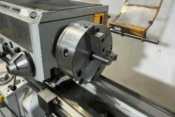 Токарно-гвинторізний верстат з ручним керуванням VDF V3 1500 metal lathe
