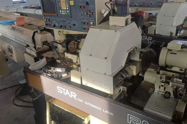 Токарный автомат продольного точения Star RNC-16B