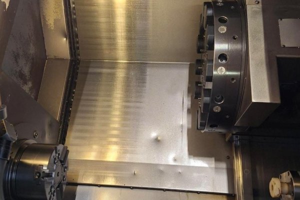 Токарний центр з ЧПУ DMG CTX 310 з приводними інструментами та задньою бабкою