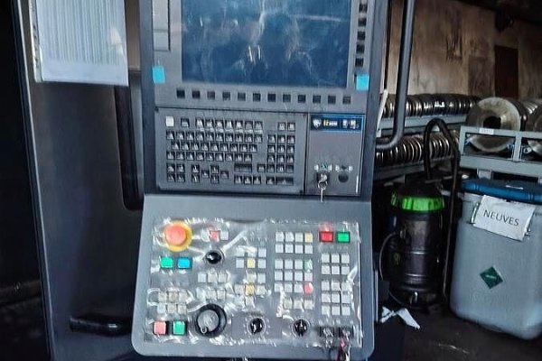 Токарный центр с ЧПУ DN Solutions Puma GT3100L