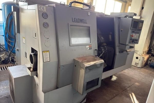 Токарный центр с ЧПУ Leadwell T-8SM