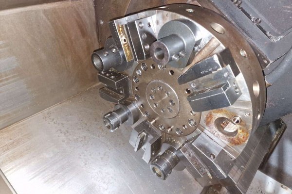 Токарный центр с ЧПУ (с приводными инструментами) HAAS SL-20