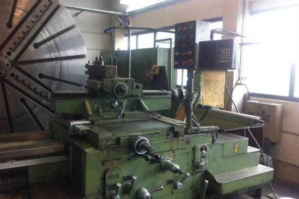 Токарний верстат POREBA TZG-250A