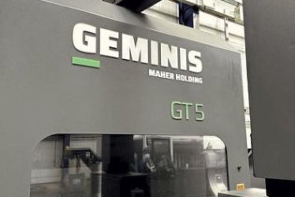 Токарный станок продольного точения с ЧПУ GEMINIS  GT5 G4 -1200 X 8000