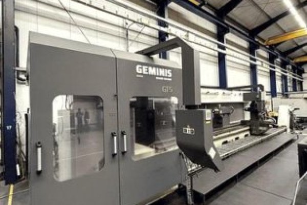 Токарний верстат поздовжнього точення з ЧПУ GEMINIS GT5 G4 -1200 X 8000