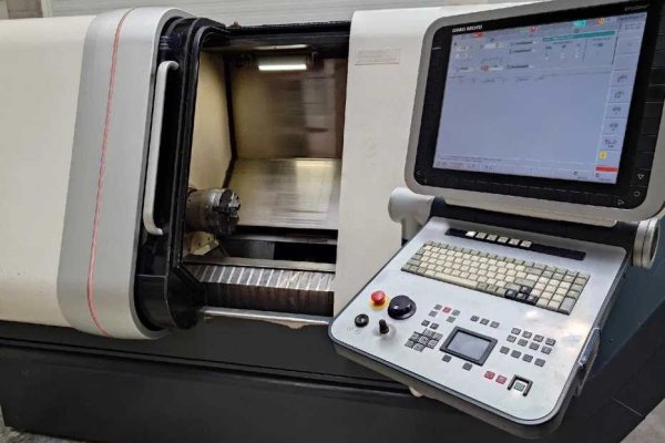 Токарний верстат з ЧПУ DMG MORI NEF 400