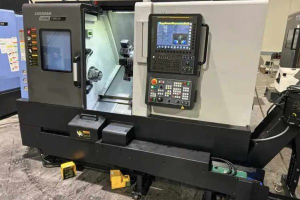 Токарный станок с ЧПУ Doosan Lynx 2100LSY, FANUC