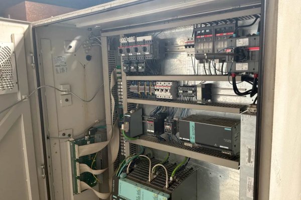 Токарний верстат з ЧПУ Fat Haco Tur630 MN