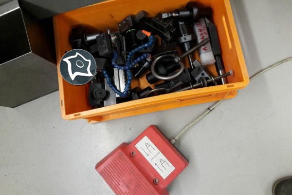 Токарний верстат із ЧПК Gildemeister NEF 600