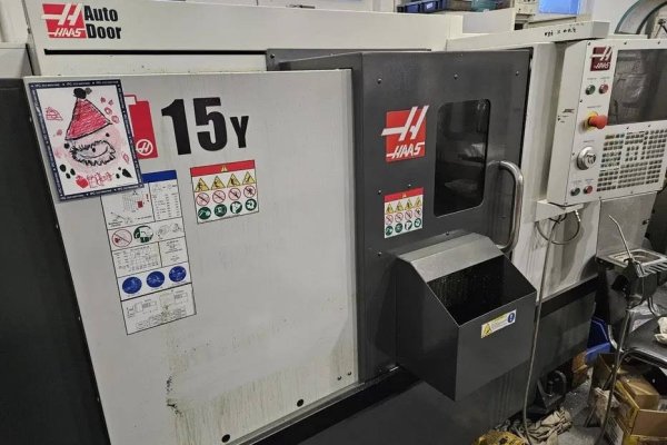 Токарний верстат з ЧПУ - Haas Automation ST-15 Y