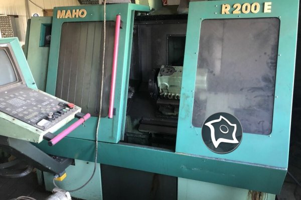 Токарний верстат з ЧПУ MAHO GR 200 E