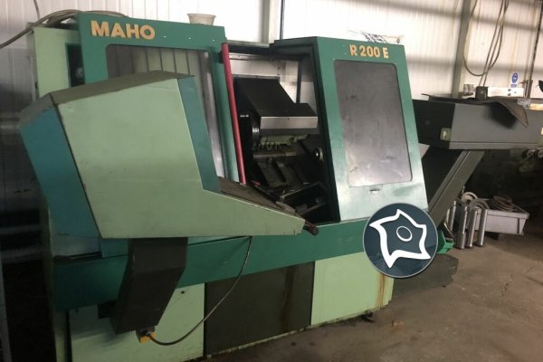 Токарный станок с ЧПУ MAHO GR 200 E