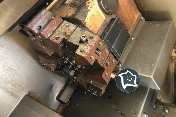 Токарний верстат з ЧПУ Mazak QT 6