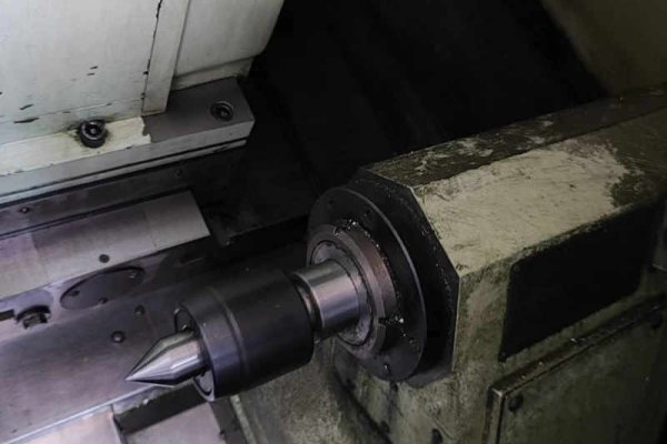 Токарный станок с ЧПУ с приводными инструментами Biglia B545M 