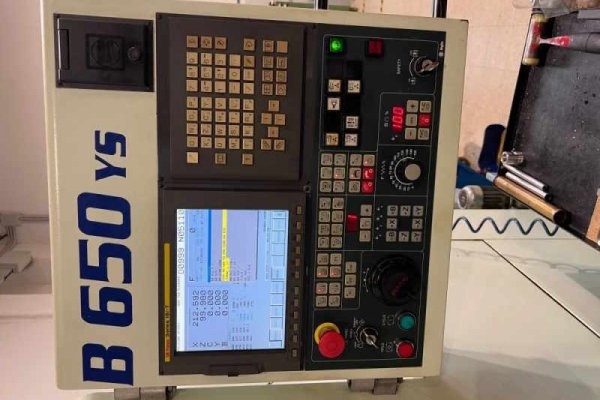 Токарный станок с ЧПУ с приводными инструментами Biglia B650YS