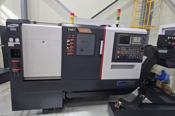 Токарный станок с ЧПУ SMEC SL 2000