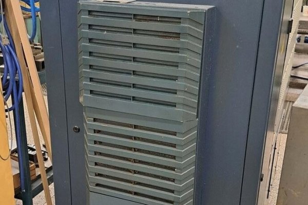 Токарный станок с ЧПУ SPINNER SB-CNC