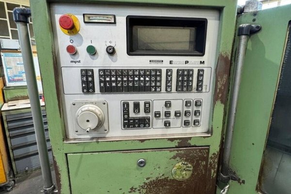 Токарный станок с ЧПУ - Токарный станок с наклонной станиной DECKEL GILDEMEISTER MD 3S