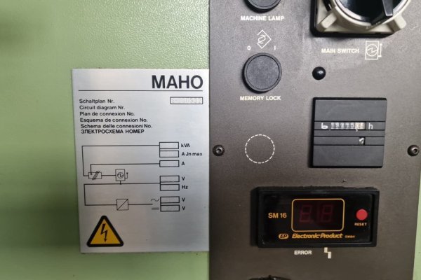 Універсальний фрезерний верстат (3-осьовий) MAHO MH 500 W