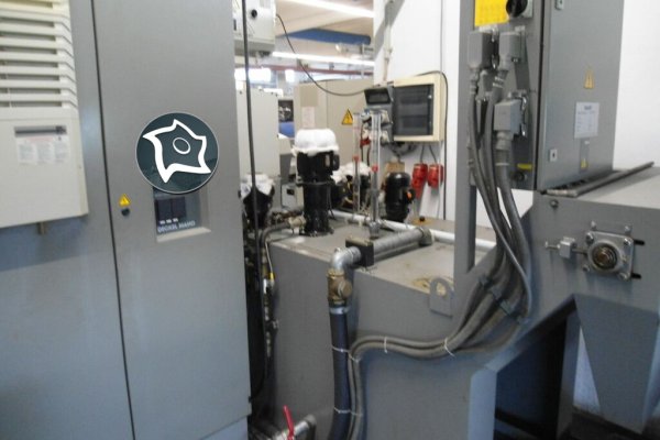Универсально-фрезерный обрабатывающий центр с ЧПУ Deckel Maho DMC 80 U RS 4