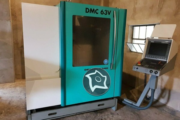 Вертикально-фрезерный станок с ЧПУ Deckel Maho DMC 63 V