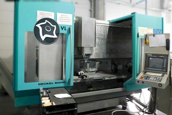 Универсально-фрезерный станок с ЧПУ Deckel Maho DMU 50 VL