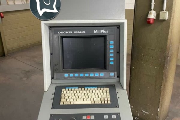 Универсально-фрезерный станок с ЧПУ Deckel Maho DMU 60 T