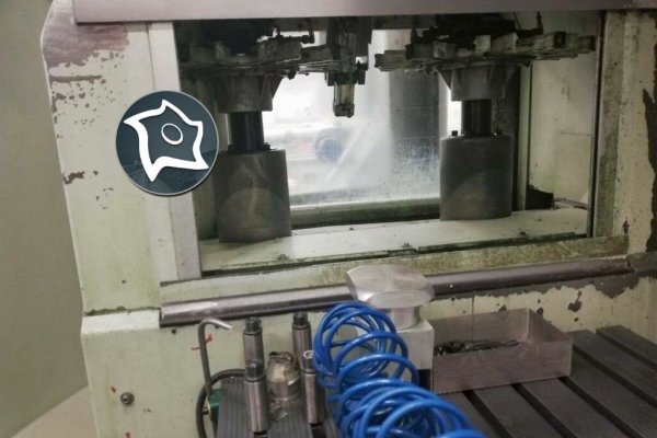 Універсально-фрезерний верстат з ЧПУ DECKEL MAHO DMU 60 T