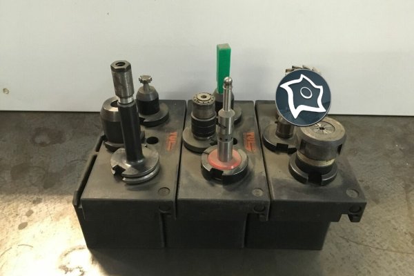 Універсально-фрезерний верстат з ЧПУ DECKEL MAHO FP 3-50