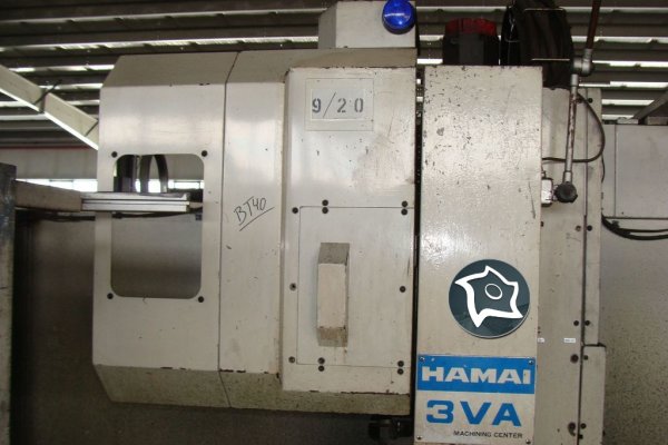 Универсально-фрезерный станок с ЧПУ HAMAI MC-3VA