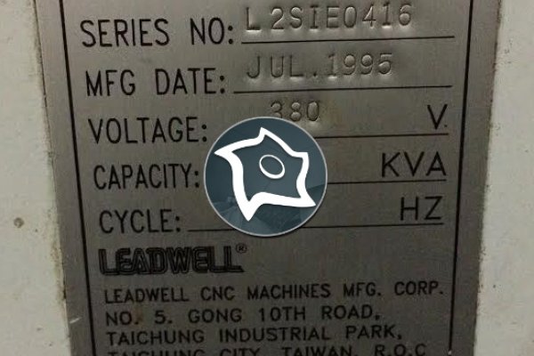 Універсально-фрезерний верстат з ЧПУ LEADWELL MCV-0P