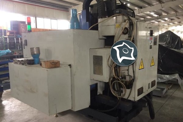 Універсально-фрезерний верстат з ЧПУ LEADWELL VMC-40