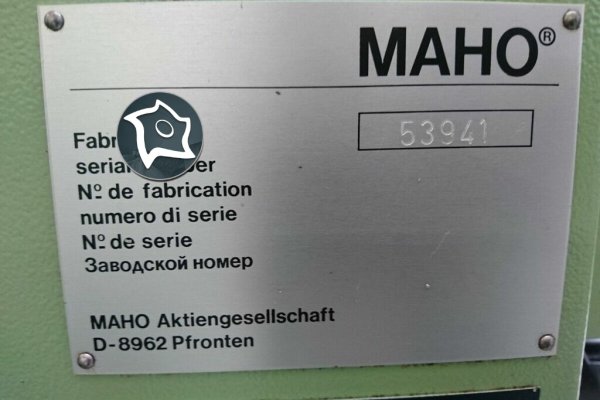 Универсально-фрезерный станок с ЧПУ MAHO MH 500 W