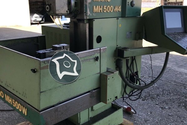 Універсально-фрезерний верстат з ЧПУ MAHO MH 500 W4