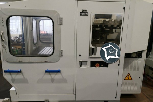 Универсально-фрезерный станок с ЧПУ Mikron UME 600
