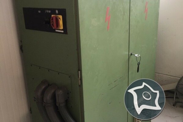 Універсально-фрезерний верстат з ЧПУ Mikron WF 31 C