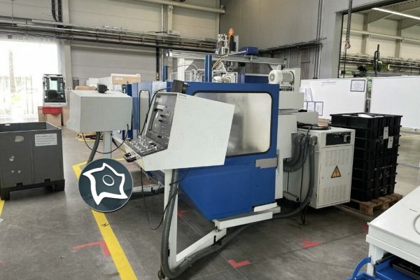 Універсально-фрезерний верстат з ЧПУ Mikron WF 31 D