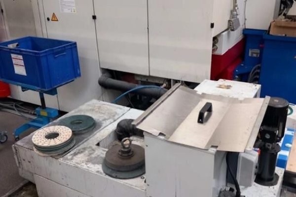 Универсально-шлифовальный станок с ЧПУ STUDER S 140