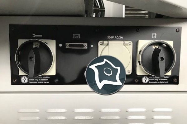 Универсальный фрезерный станок с ЧПУ Mikron UM 600